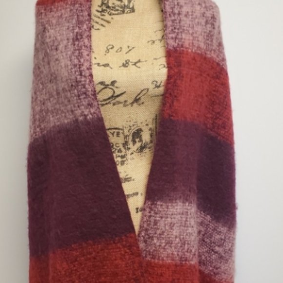 NWT STEVE MADDEN COLOR BLOCK WOVEN SCARF - Picture 3 of 4
